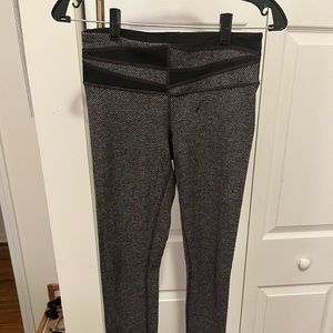 Lululemon gray woven leggings